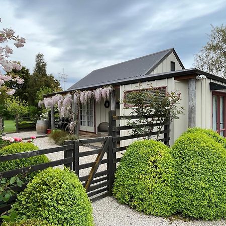 Tasman Village Cottage Exterior photo